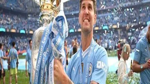 巴黎警方承诺：确保欧冠赛事安全，避免重演3年前利物浦球迷混乱局面